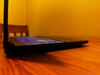 Acer Nitro 5 - 3
