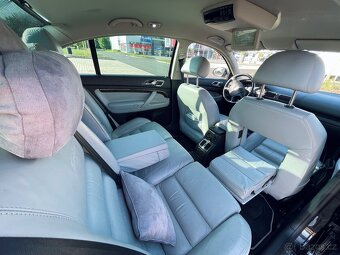 Škoda Superb 2.8 V6 L&K, DVD, Lednice, Footboard - 3