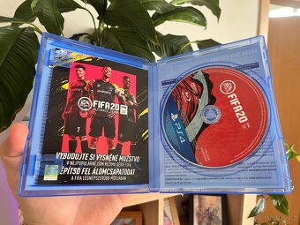 FIFA 20 - 3