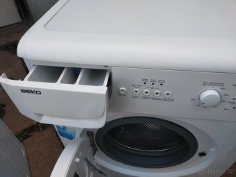 Prodám plně funkční SLIM pračku zn. INDESIT--6 kg--DOVEZU-- - 3