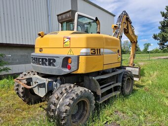 Kolové rypadlo LIEBHERR 311 kolový bagr LIEBHERR A311 - 3
