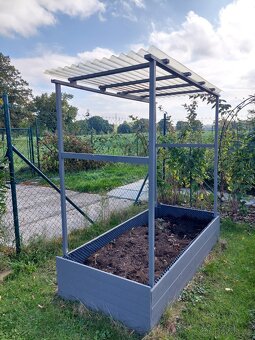 Zvýšené zahradní truhlíky - 3