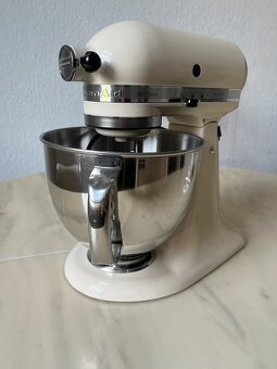 KitchenAid Artisan kuchyňský robot v barvě krém, s příslušen - 3