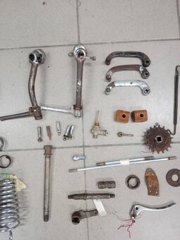 ČZ předválečná 250, 175 - Patinové díly.. - 3