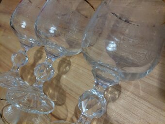 6 křišťálová sklenička, skleničky na víno či vodu, zlacené - 3