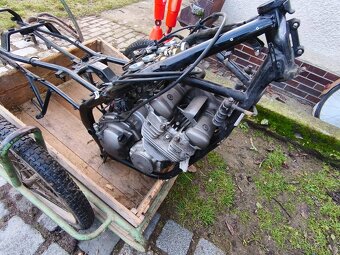 Yamaha 600 XJ diversion - 3