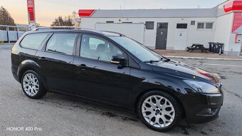 Ford Focus combi 1.6 i 2009 - 3