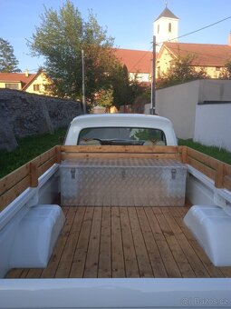Predám Ford F-100 - 3
