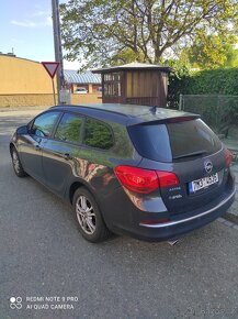 Prodám Opel Astra Sports Tourer - 3