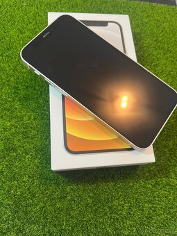 iPhone 12 mini bílý - pěkný stav - 3