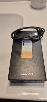 Prodam Samsung galaxy S24 - 3