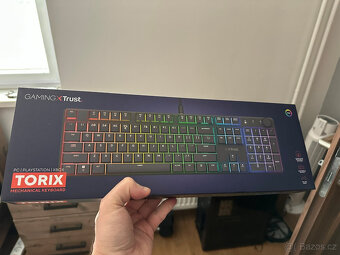Mechanická klávesnice Trust GXT866 TORIX US - 3