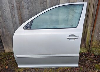 Dveře Škoda Octavia 2 stříbrná,černá - 3