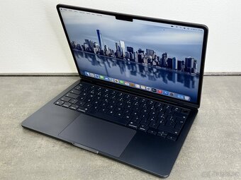 MacBook Air 13'' 2022 / M2 / 16GB / 1TB SSD / Midnight - D - 3