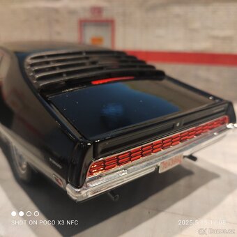 Ford Torino cobra 1:18 - 3