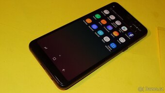 Samsung Galaxy A8 - 3