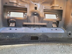 Prodám 5. Dveře na Dacia Duster r.v 2019 - 3