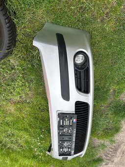 Škoda Fabia 1 přední nárazník 9102 stříbrný - 3