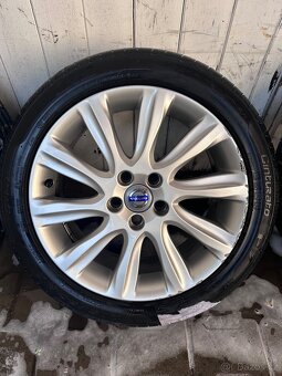Letní sada alu kol Volvo V40 205/50 R17 - 3