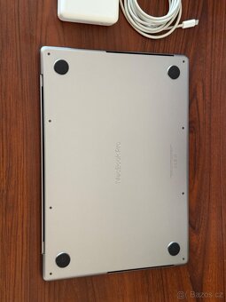 MacBook Pro 14" – M1 Pro, 16 GB RAM, 1 TB, space gray, CZ - 3