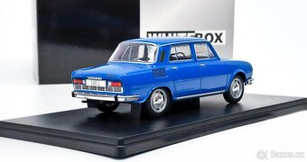 Škoda 100 L WHITEBOX 1:24 - MODRÁ - 3