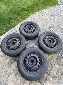 Zimní sada 5x114.3, 5,5x15 ET47, pneu 195/65 R15 - 3