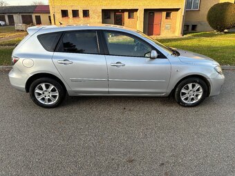 Mazda 3 1.4i 62kw rv. 2008 serviska pěkný stav - 3