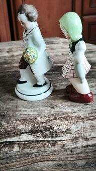 Dvě staré sošky. - 3