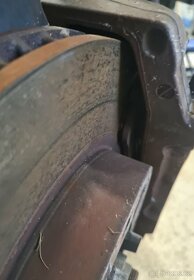 Predné brzdy 3.0 tdi VW Touareg 7l - 3