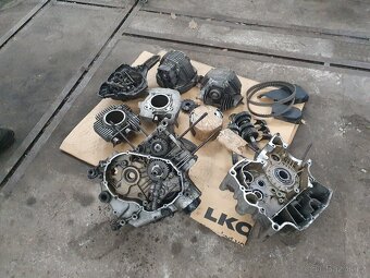 Ducati monster 600 - 3