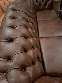 Nová, kožená sedačka Chesterfield Lux. - 3