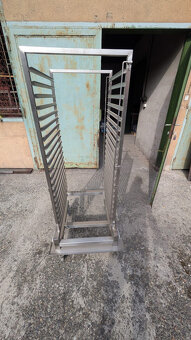 zavážecí vozík - 3