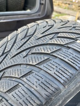 Zimní pneu 235/40/19 - 3