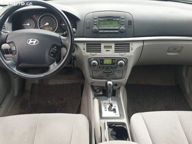 Hyundai Sonata, AUTOMAT horší řazení- Praha 10 - 3