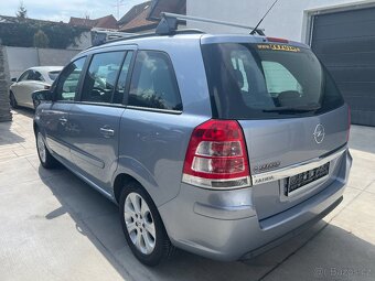 Opel Zafira 1.6i 85KW 1.MAJ. 7 MÍST TEMPOMAT PDC 2X ALU KOLA - 3