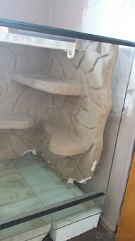 Prodam levne velike terarium - 3