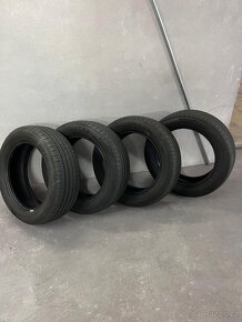 Goodyear efficientgrip 215/55R17 94V letní pneu - 3