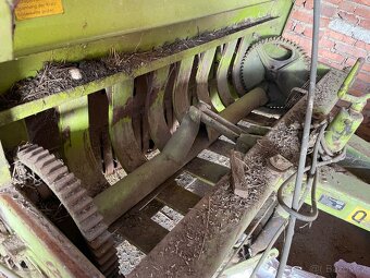 Sběrací vůz claas - 3