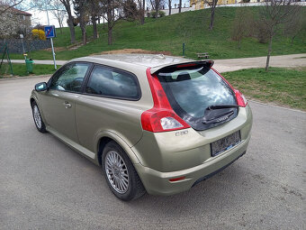 Volvo C30, 1.6i-klima-alu-ČR - 3