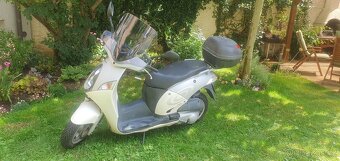 Skútr HONDA 125 NES - 3