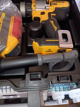 Vrtačka DeWalt DCD999N s baterií - 3