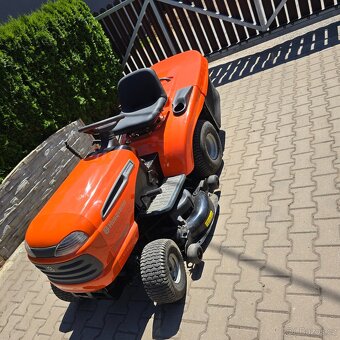 Zahradní traktůrek Husqvarna cth200 - 3