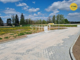 Prodej stavebního pozemku 826 m2, 129071 - 3