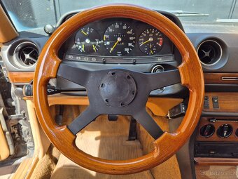 Drevený volant Mercedes W123 - 3