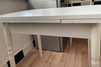 Jídelní stůl a židle - 3