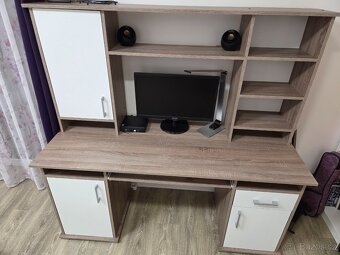 Psací  stůl, zánovní, velice prostorný - 3