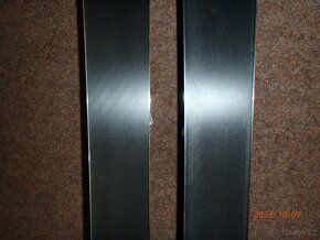 Juniorské carvingové lyže Salomon vel 140cm - 3