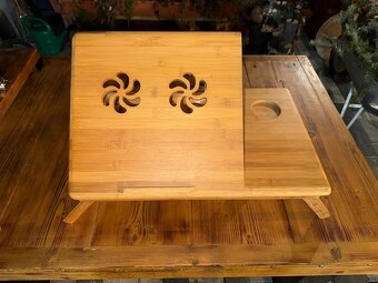 Bambusový stolek na notebook do postele - 3