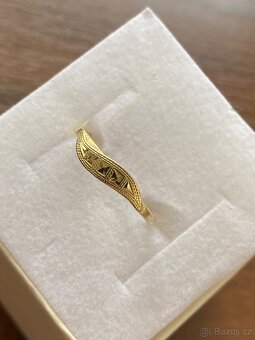 Zlatý prstýnek - 3