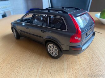 Volvo xc90 1:18 - 3